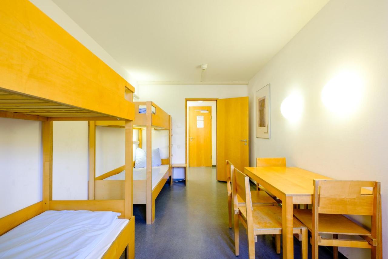 Internationales Jugendgaestehaus Dachau Buitenkant foto