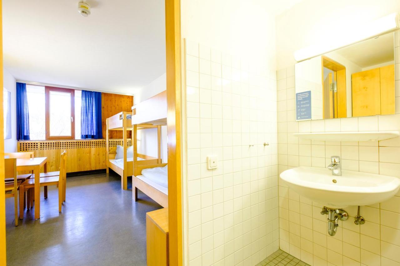 Internationales Jugendgaestehaus Dachau Buitenkant foto