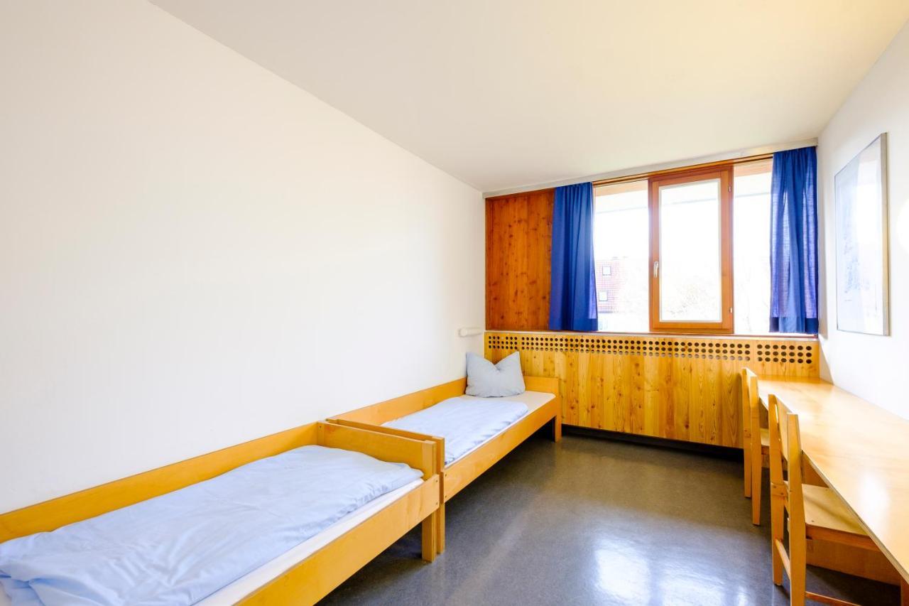 Internationales Jugendgaestehaus Dachau Buitenkant foto