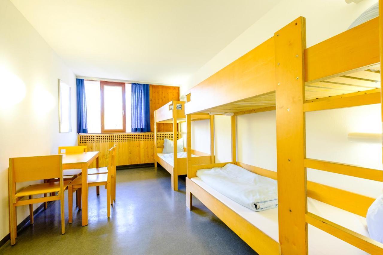 Internationales Jugendgaestehaus Dachau Buitenkant foto